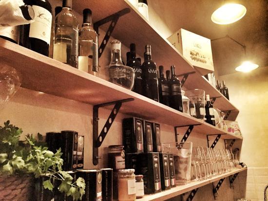 Wine O'Clock Shop Prague